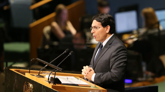 דני דנון נואם בעצרת האו"ם (צילום: AFP)