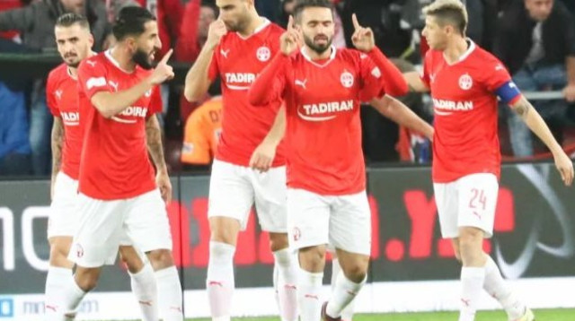 מיכאל אוחנה חוגג (צילום: דני מירון)