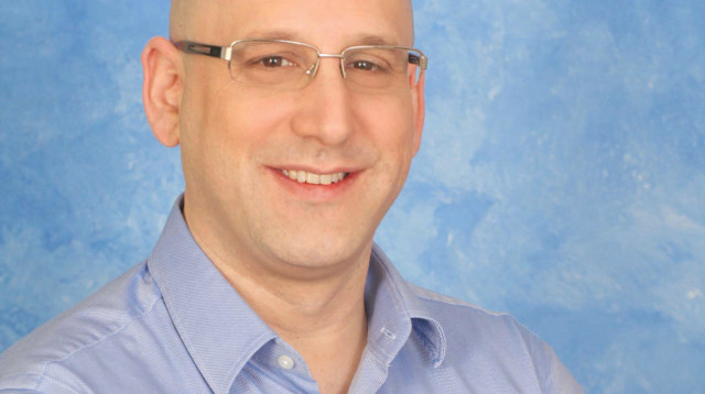 ניר שטרן (צילום: סיון פרג')