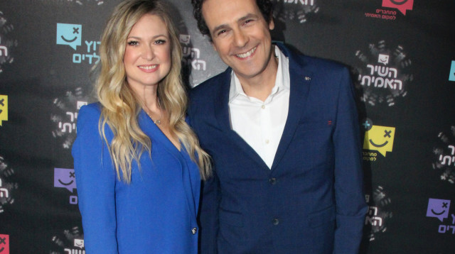 עודד מנשה, מיכל ינאי (צילום: אור גפן)