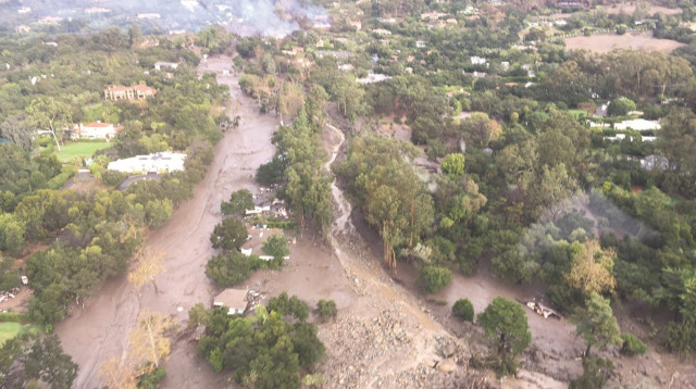 שיטפון בוץ בדרום קליפורניה (צילום: רויטרס)