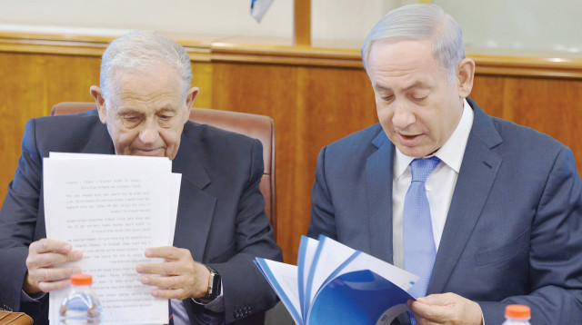 בנימין נתניהו, יוסף צ'חנובר (צילום: קובי גדעון, לע"מ)