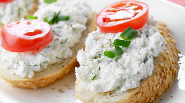 גבינת קוטג' (צילום: אינג אימג')