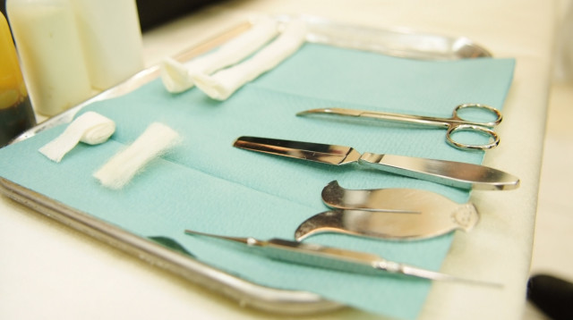 ברית מילה (צילום: מנדי הכטמן, פלאש 90)