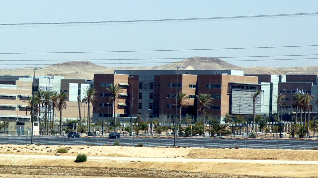 עיר הבה"דים בנגב (צילום: יוסי זמיר, פלאש 90)