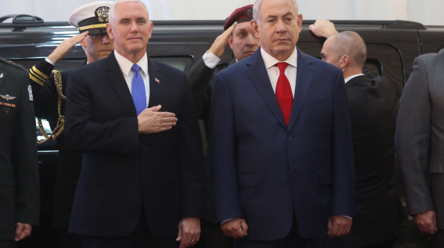 ראש הממשלה נתניהו וסגן נשיא ארצות הברית מייק פנס (צילום: מרק ישראל סלם)