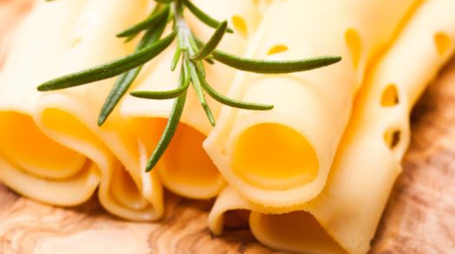 גבינה צהובה (צילום: ingimage ASAP)