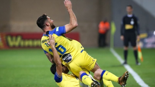 אלירן עטר חוגג (צילום: ערן לוף)