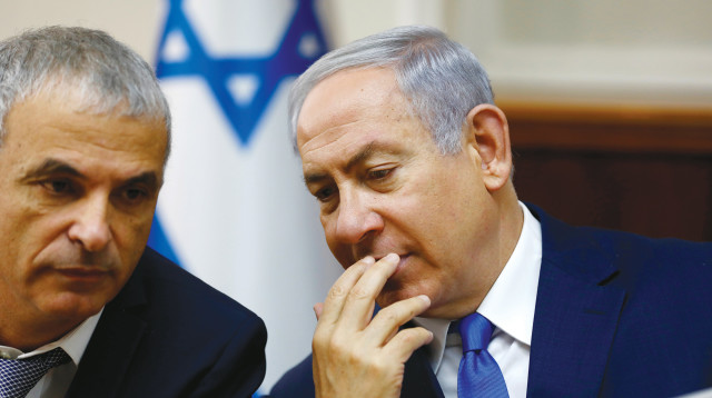 בנימין נתניהו ומשה כחלון (צילום: רויטרס)
