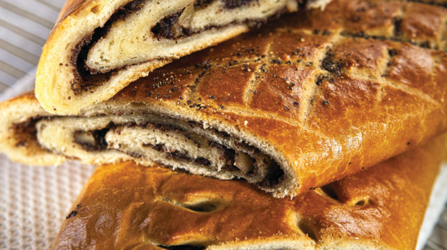 עוגת שמרים (צילום: אנטולי מיכאלו)