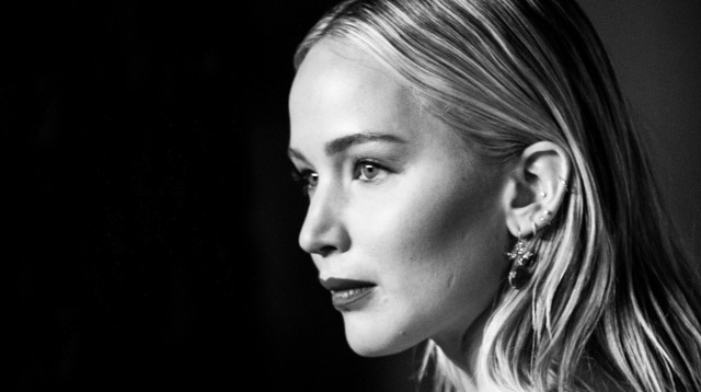 ג'ניפר לורנס (צילום: Tristan Fewings. GettyImages)