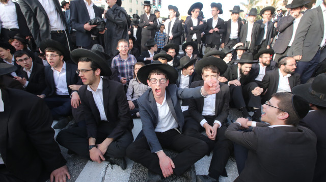 הפגנת החרדים בירושלים (צילום: מרק ישראל סלם)