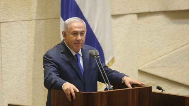 ראש הממשלה בנימין נתניהו נואם בכנסת (צילום: מרק ישראל סלם)