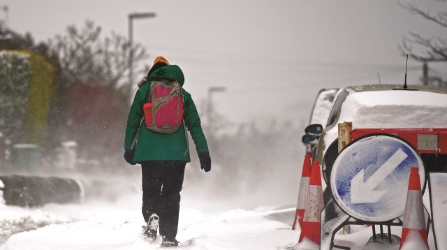 סופת שלגים בבריטניה (צילום: AFP)