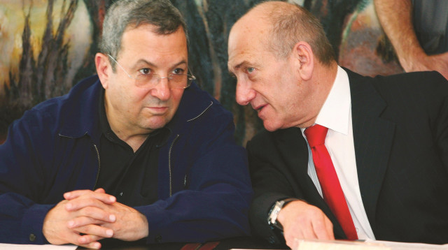 אהוד ברק, אהוד אולמרט (צילום: רויטרס)