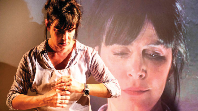 נינה קוטלר - להשאר אליס  (צילום: ז'ראר אלון)