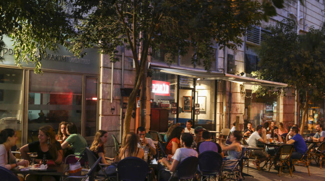 מסעדה (צילום: נתי שוחט, פלאש 90)