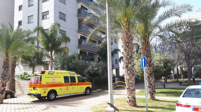 ניידת מד"א (צילום: דוברות מד"א)