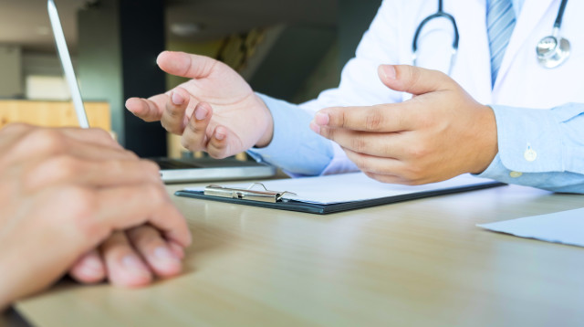 רופא (צילום: אינג אימג')