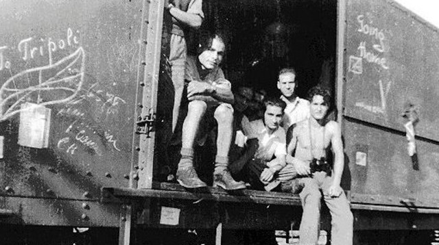 ניצולי שואה מלוב חוזרים לטריפולי (צילום: ויקיפדיה)
