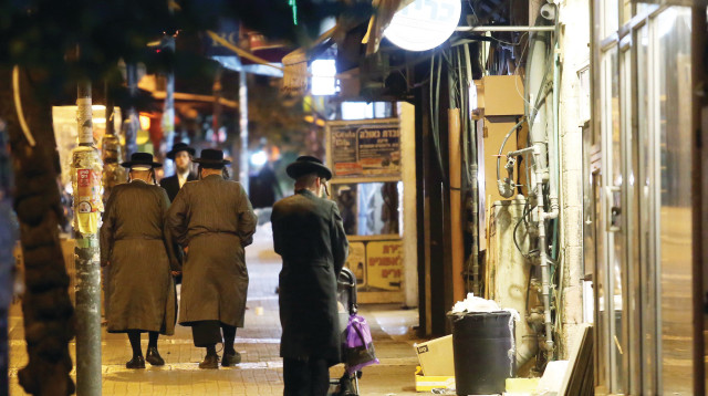 מאה שערים (צילום: אריאל בשור)