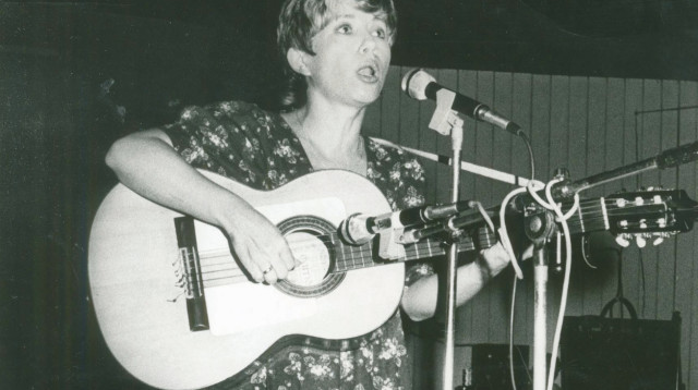 חוה אלברשטיין (צילום: שעיה סגל)