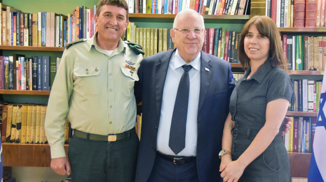 חסון חסון עם עם ריבלין יחד עם אשתו אנעאם (צילום: מאיר וקנין, סוכנות ג'יני,רפרודוקציה)