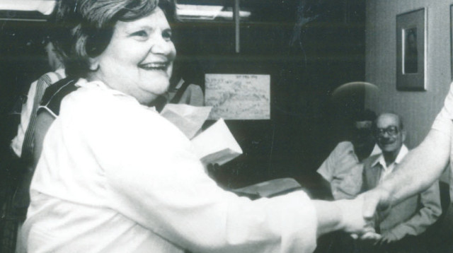 המשוררת זלדה (צילום: אברהם ורד, "במחנה")