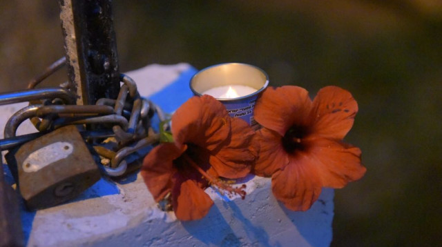 נר נשמה לזכר ההרוגים באסון בנחל צפית (צילום: אבשלום ששוני)