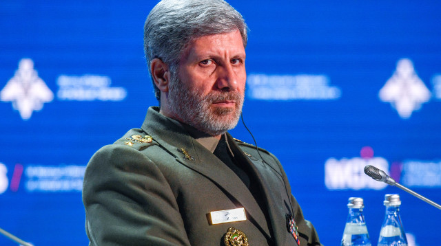 שר ההגנה האיראני אמיר חתאמי (צילום: AFP)