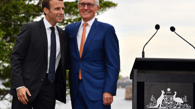 ראש ממשלת אוסטרליה מלקולם טרנבול, עמנואל מקרון (צילום: AFP)