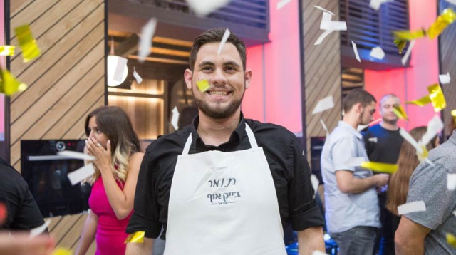 תומר אומנסקי (צילום: עופר חן)