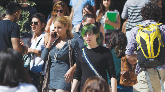 סטודנטים, אילוסטרציה (צילום: יונתן זינדל, פלאש 90)