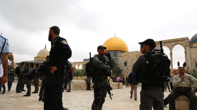 כוחות הביטחון בהר הבית (צילום: מתי עמר/TPS)