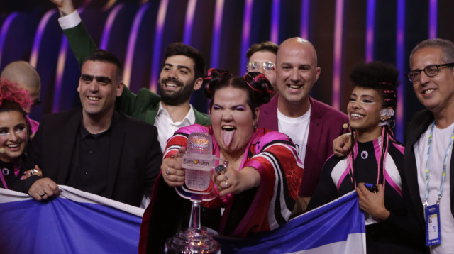 נטע ברזילי (צילום: Thomas Hanses)