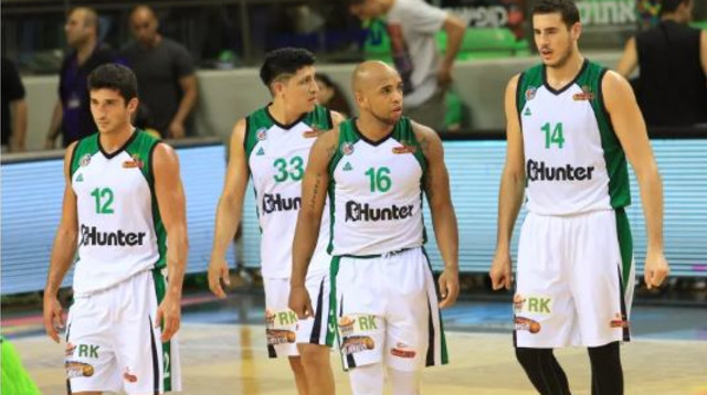 שחקני מכבי חיפה (צילום: Getty images)