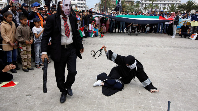 הפגנה נגד ישראל במרוקו (צילום: רויטרס)