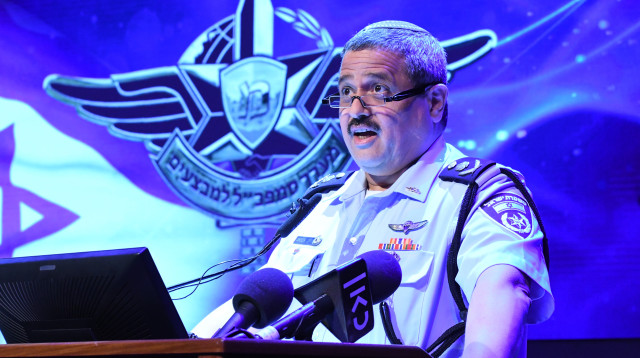 רוני אלשיך (צילום: אבשלום ששוני)