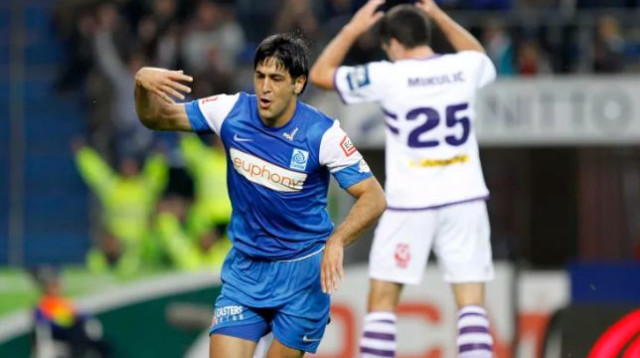 אליניב ברדה במדי גנק (צילום: Getty images)