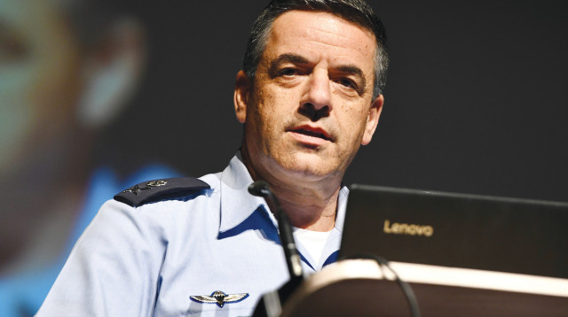 מפקד חיל האוויר עמיקם נורקין בכנס תעופה  (צילום: אבשלום ששוני)