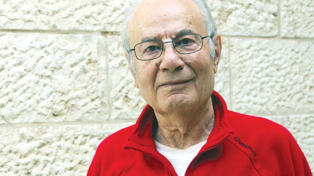 אלי עמיר (צילום: מרק ישראל סלם)