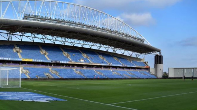 אצטדיון נתניה (צילום: אריאל שלום)