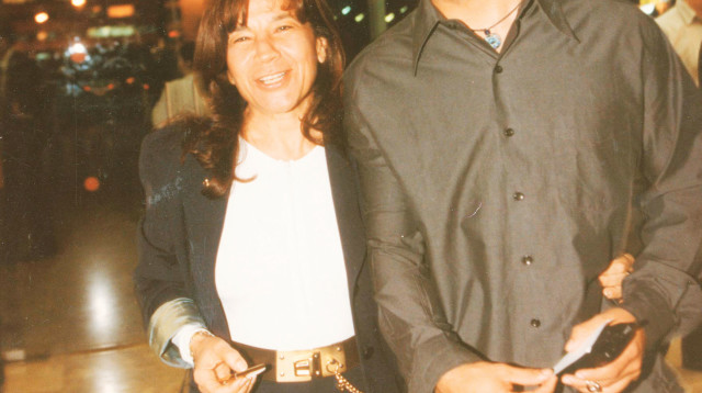 יפית גרינברג עם בנה, איל גרינברג (צילום: קוקו)