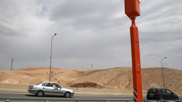 מצלמת מהירות  (צילום: נתי שוחט, פלאש 90)