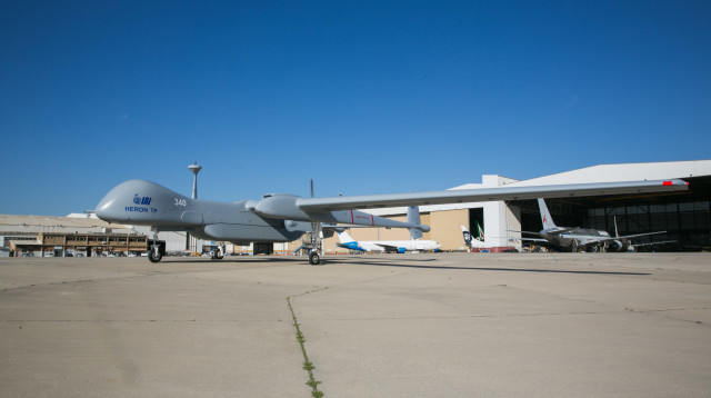 מל"ט מסוג Heron TP  (צילום: התעשייה האווירית)