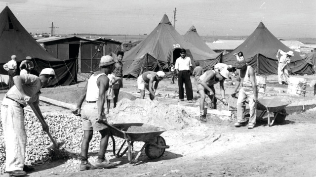 מעברה בהרצליה (צילום: לע"מ)