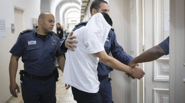 חשוד מובא לדיון בהארכת מעצר, אילוסטרציה (צילום: יונתן זינדל, פלאש 90)