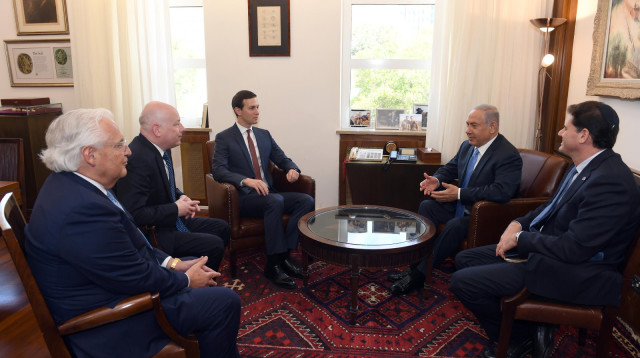 בנימין נתניהו, ג'ארד קושנר, ג'ייסון גרינבלט, דיוויד פרידמן (צילום: חיים צח, לע"מ)