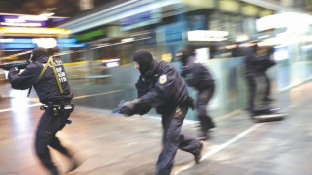 תרגיל של מתקפת טרור בפרנקפורט (צילום: רויטרס)