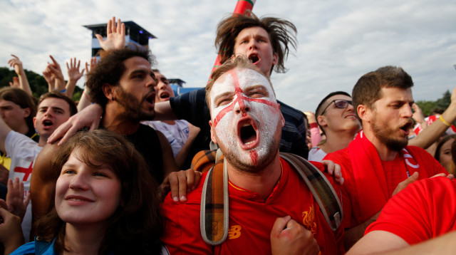אוהדי נבחרת אנגליה (צילום: AFP)